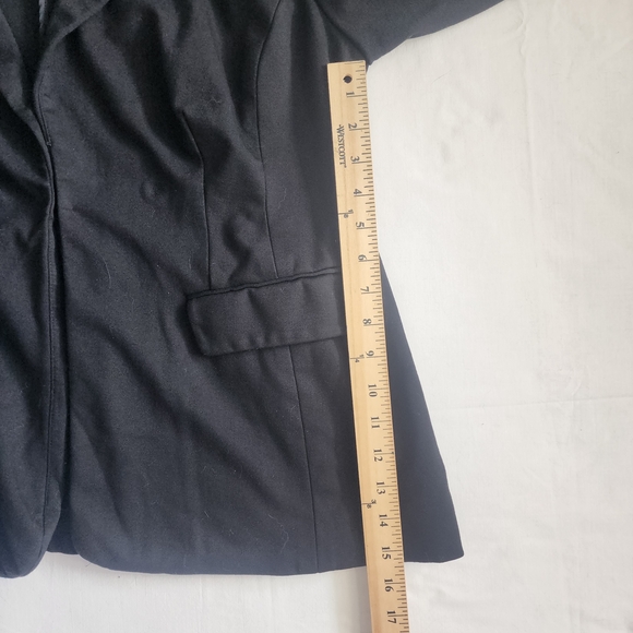 Lane Bryant The Bryant Blazer Womens Size 14 Black - Picture 9 of 10